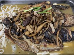 -辣尚瘾·烤鱼·新川菜(交大直营店)