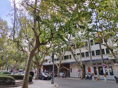 -常熟路(地铁站)