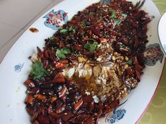 -雪湖煜辰鱼头老店(雪野湖店)