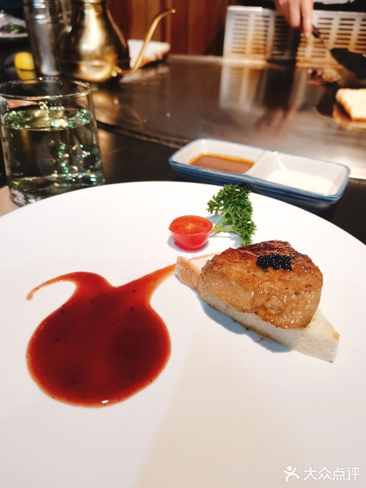 风靡魔都火力全开的超人气铁板烧