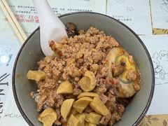 卤肉饭-品味轩(华山路店)