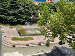 -上海市民办金苹果学校