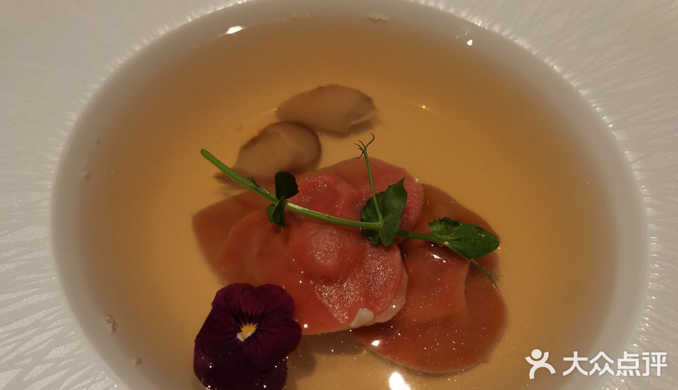 卓美亚西餐厅情人节套餐