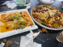 -撒拉人家.酸菜牦牛肉火锅