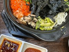 飞鱼籽石锅拌饭-釜山豚骨汤饭(芝罘万达广场店)