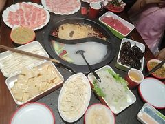 -陈府大宅门成都火锅·手切鲜肉(太原街店)