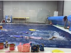 -酷游亲子游泳中心