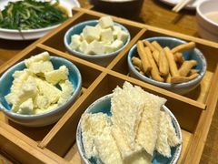 -蒙亨·手把肉·蒙古包文化主题餐厅(天恒广场店)