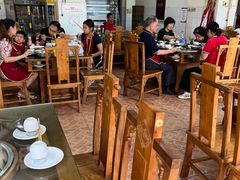 大堂-佘记全家福芋儿鸡(向阳街总店)