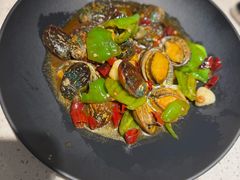 船歌辣炒小鲍鱼-船歌·鱼水饺青岛菜(金狮广场店)