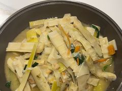 -食鼎记海鲜大排档(美食街店)