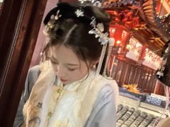 -汉仪华裳汉服馆(豫园店)