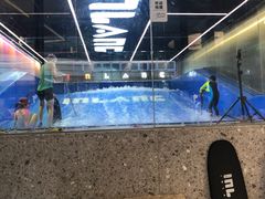 -INLANG饮浪室内冲浪(苏河湾万象天地店)