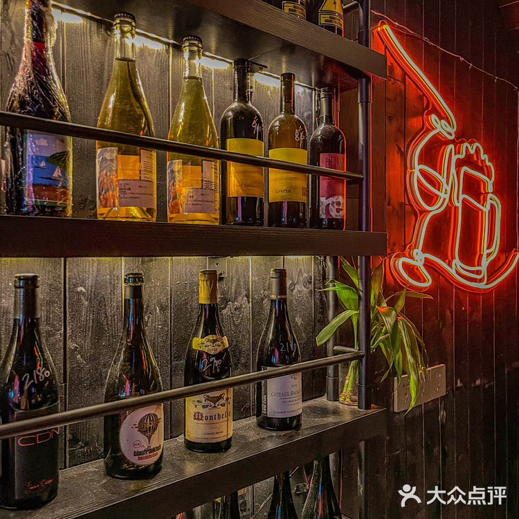 🍔广州坠好吃的汉堡竟然在酒吧里❓