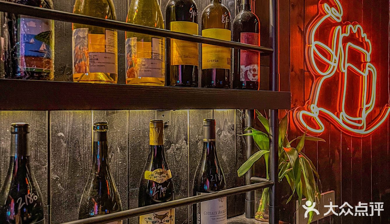 🍔广州坠好吃的汉堡竟然在酒吧里❓