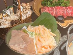 -三出山火锅(南京万象天地店)