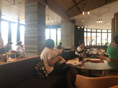 -WOLFGANG PUCK KITCHEN & BAR(迪士尼小镇店)
