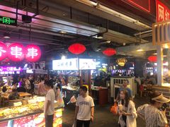 -八一路好吃街(雨田商务大厦店)