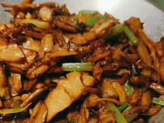 -卢大鲜鱼头捞饭(美利广场店)