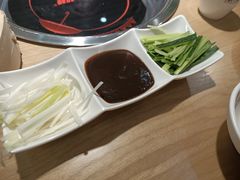 葱丝瓜条等配料-守柴炉烤鸭(科华中路王府井店)