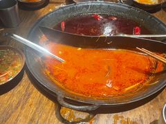 -萍姐火锅·公路夜市(武汉首店)