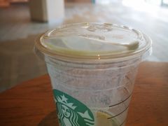 -星巴克(杭州西湖银泰1F店)