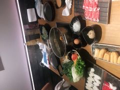 -呷哺呷哺 黄金牧场 (新中关购物中心店)