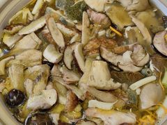 -野菌园·野生菌火锅首创第一家(关兴路总店)