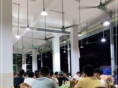 大堂-标记美食新鲜猪杂(兴南大道店)