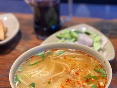 猪肘汤面-亮亮面馆(经六路店)