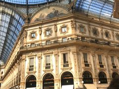 -文艺复兴百货(米兰大教堂广场店)