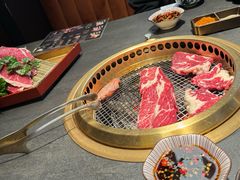 -铭牛烧肉·和牛海鲜自助(高新月牙湖店)