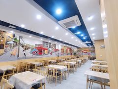 -江城燕子大排档(江汉路步行街店)