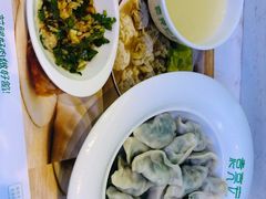 -袁亮宏饺子云吞(侯家桥菜场店)