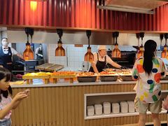 -四囍码头海鲜烧烤自助火锅(外滩南京东路悦荟广场店)