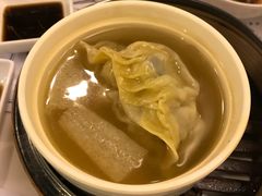 鱼翅灌汤饺-点点心点心专门店(湾仔店)