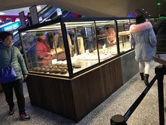 面包甜点陈列柜-LELECHA乐乐茶(上海五角场万达广场店)