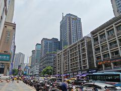 -观音桥步行街