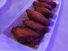 -樱花里音乐餐吧·牛扒椰子鸡(东圃店)