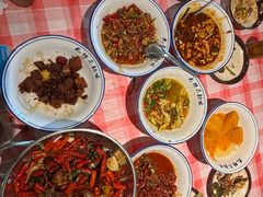-笨豆腐居民楼菜馆•江西小炒(天津开发区店)