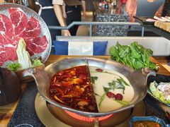 -湊湊火锅·茶憩(南京东路悦荟店)