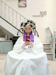 -SIX Hair Consultant