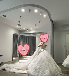 -维纳斯婚纱礼服租赁馆