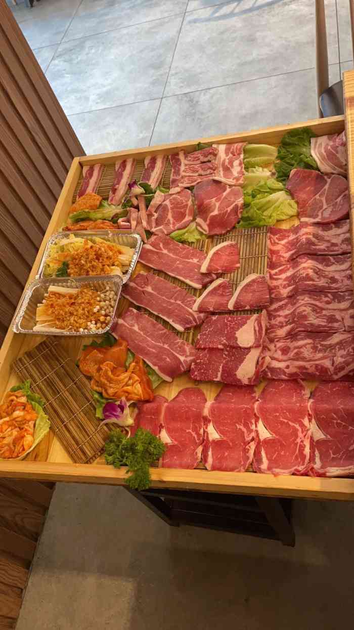 牛道精致烤肉(万都广场店)-"平时就非常喜欢韩国料理,第一次到如皋就
