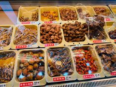 -绝味鸭脖(龙阳路生活广场店)