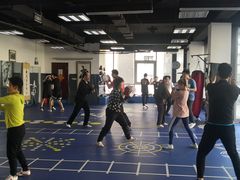 -咏春拳学总会·一拳咏春(双井店)