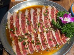 -明洞阿姨·韩式酱蟹烤肉·创意料理(三元桥店)