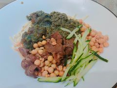 烧椒皮蛋牛肉拌粉-拌面小当家