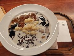 -RUXU入续糖水铺与包(卓悦中心店)