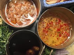 -禄婶鸡煲·打边炉